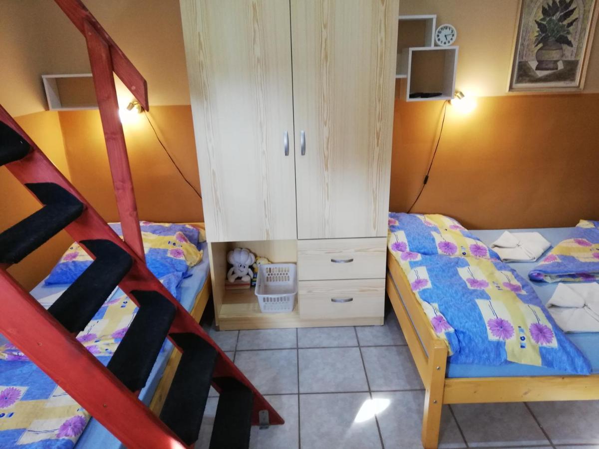 Danieli Holiday Home Sturovo Luaran gambar