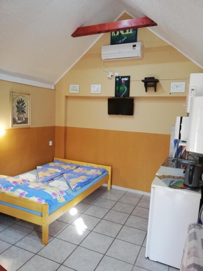 Danieli Holiday Home Sturovo Luaran gambar